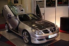 Dateiname=2007carfra_30.jpg
Dateigröße=231KB
Abmessungen: 1000x666
hinzugefügt am: 09. Oktober 2007 2007carfra_30.jpg