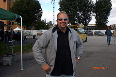 Dateiname=2007hamcon_15.jpg
Dateigröße=217KB
Abmessungen: 1000x666
hinzugefügt am: 17. September 2007 2007hamcon_15.jpg