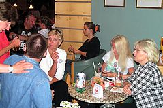 Dateiname=2007suhhol_47.jpg
Dateigröße=244KB
Abmessungen: 1000x666
hinzugefügt am: 02. Juni 2007 2007suhhol_47.jpg