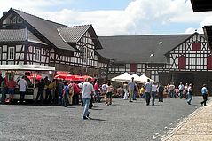 Dateiname=2007suhhol_53.jpg
Dateigröße=261KB
Abmessungen: 1000x666
hinzugefügt am: 02. Juni 2007 2007suhhol_53.jpg