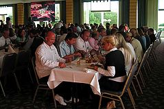 Dateiname=2007suhhol_61.jpg
Dateigröße=213KB
Abmessungen: 1000x666
hinzugefügt am: 02. Juni 2007 2007suhhol_61.jpg
