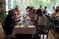 Dateiname=2007usehol_09.jpg
Dateigröße=258KB
Abmessungen: 1000x666
hinzugefügt am: 09. März 2019 2007usehol_09.jpg