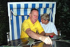 Dateiname=2007usehol_13.jpg
Dateigröße=241KB
Abmessungen: 1000x666
hinzugefügt am: 04. September 2007 2007usehol_13.jpg