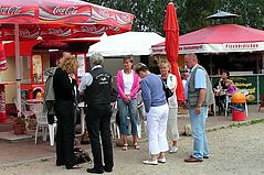 Dateiname=2007usehol_20.jpg
Dateigröße=272KB
Abmessungen: 1000x666
hinzugefügt am: 04. September 2007 2007usehol_20.jpg