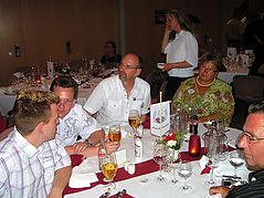 Dateiname=2008jubsig_58.JPG
Dateigröße=270KB
Abmessungen: 1000x750
hinzugefügt am: 11. Juni 2008 2008jubsig_58.JPG