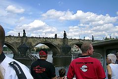 Dateiname=2008prapet_47.jpg
Dateigröße=240KB
Abmessungen: 1000x669
hinzugefügt am: 30. Juli 2008 2008prapet_47.jpg