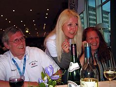 Dateiname=2010suhhol61.jpg
Dateigröße=239KB
Abmessungen: 1000x750
hinzugefügt am: 30. Mai 2010 2010suhhol61.jpg