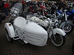 Dateiname=2011hamrah130.jpg
Dateigröße=253KB
Abmessungen: 1000x750
hinzugefügt am: 15. Mai 2011 2011hamrah130.jpg