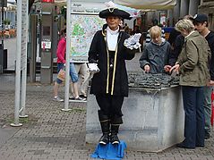 Dateiname=2011suhrph022.jpg
Dateigröße=277KB
Abmessungen: 1000x750
hinzugefügt am: 17. Juni 2011 2011suhrph022.jpg