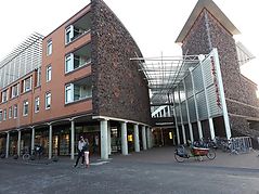 Dateiname=holcon20.JPG
Dateigröße=259KB
Abmessungen: 1000x750
hinzugefügt am: 08. Mai 2013 holcon20.JPG